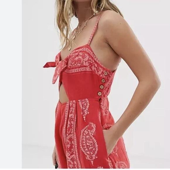Free People Jumpsuit Size 6 Feel the Sun Red Linen Blend Wide Leg Pockets Boho - Picture 2 of 12